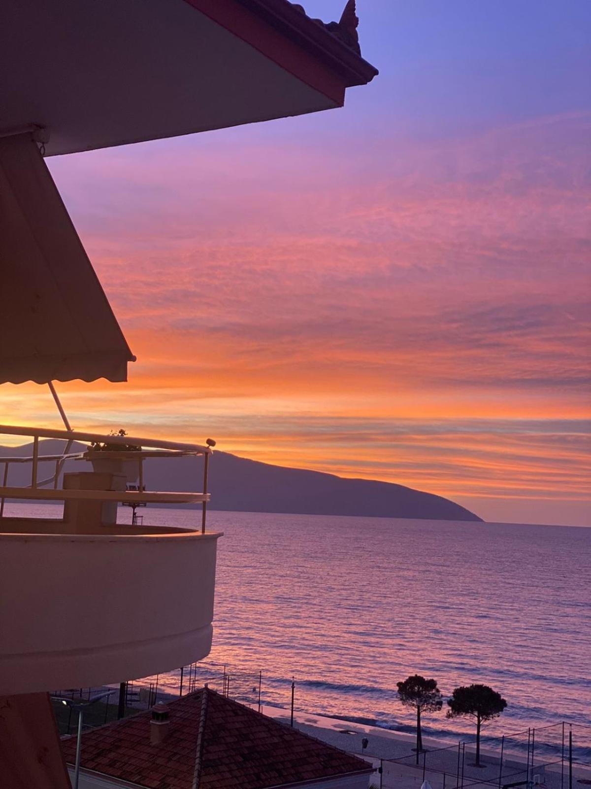 Hotel Lungomare Vlorë Buitenkant foto