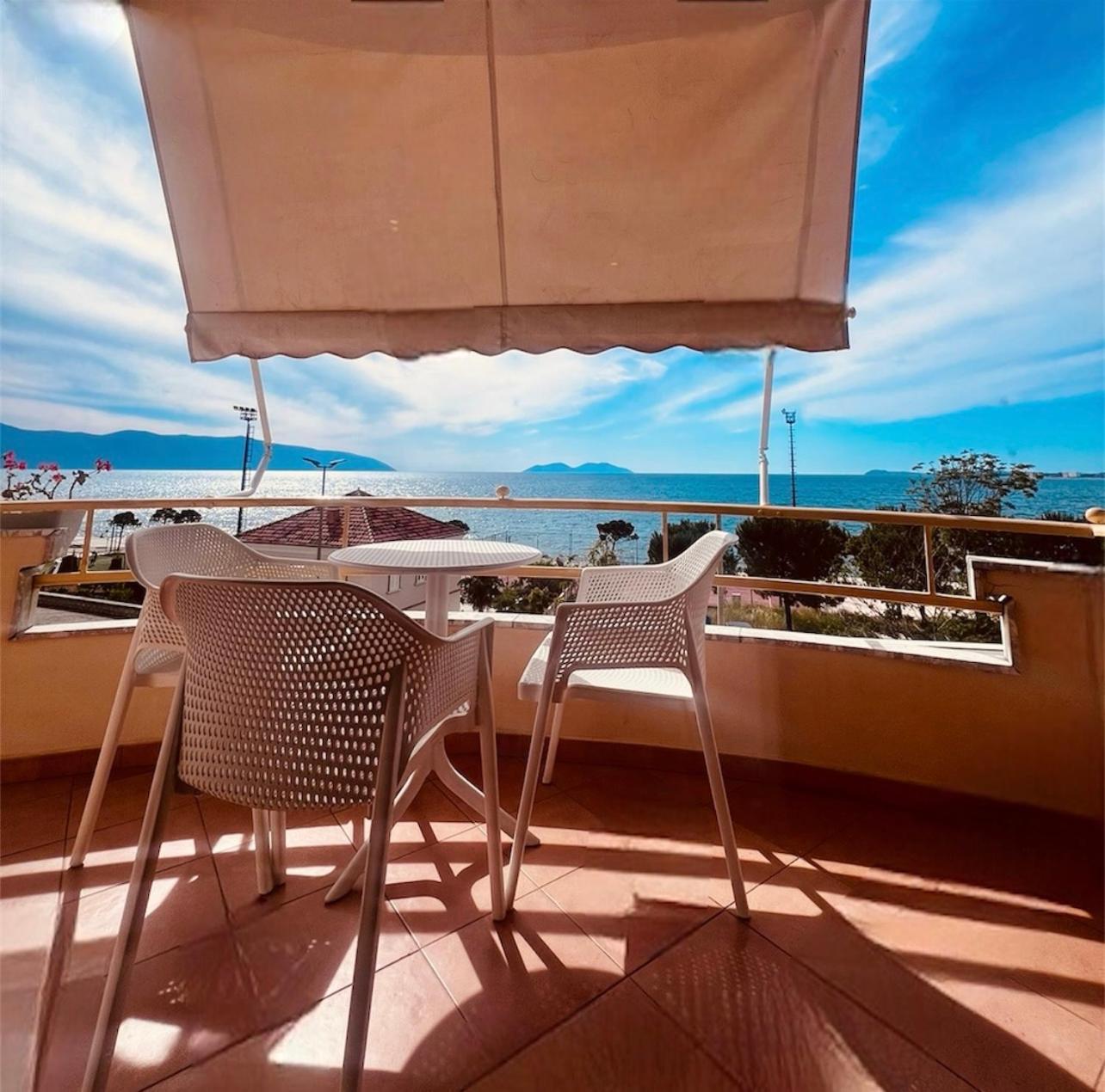 Hotel Lungomare Vlorë Buitenkant foto