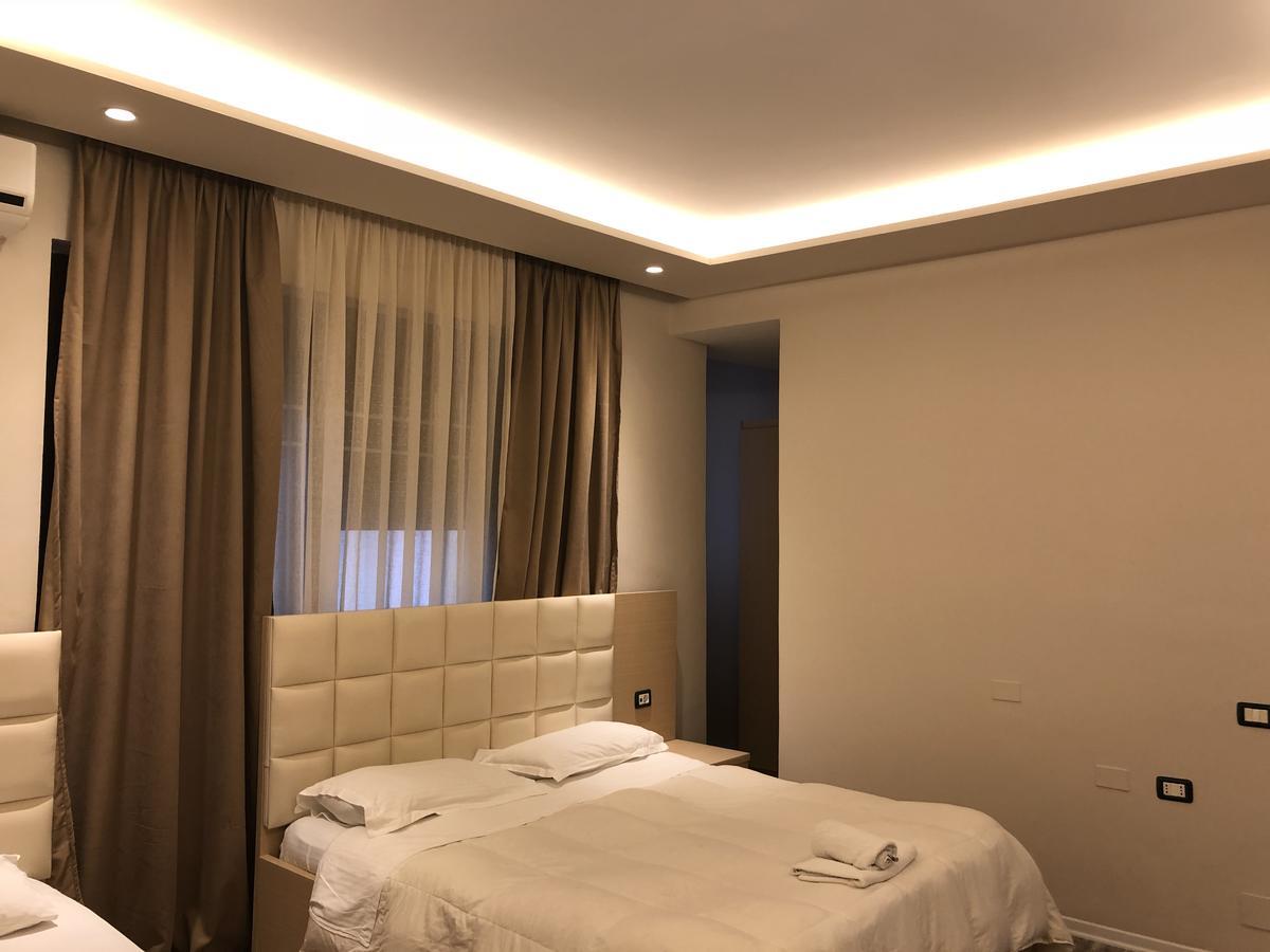 Hotel Lungomare Vlorë Buitenkant foto