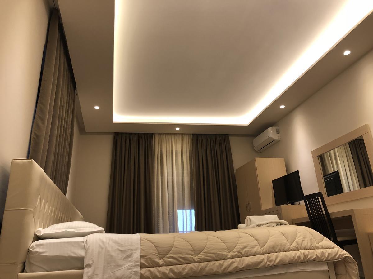 Hotel Lungomare Vlorë Buitenkant foto