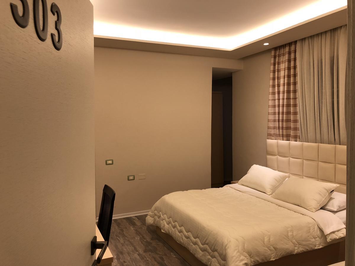 Hotel Lungomare Vlorë Buitenkant foto